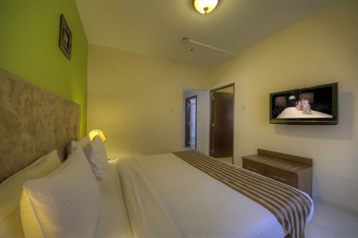 Hyde Park Hotel, Bur Dubai