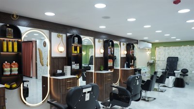 Aura Ladies Salon